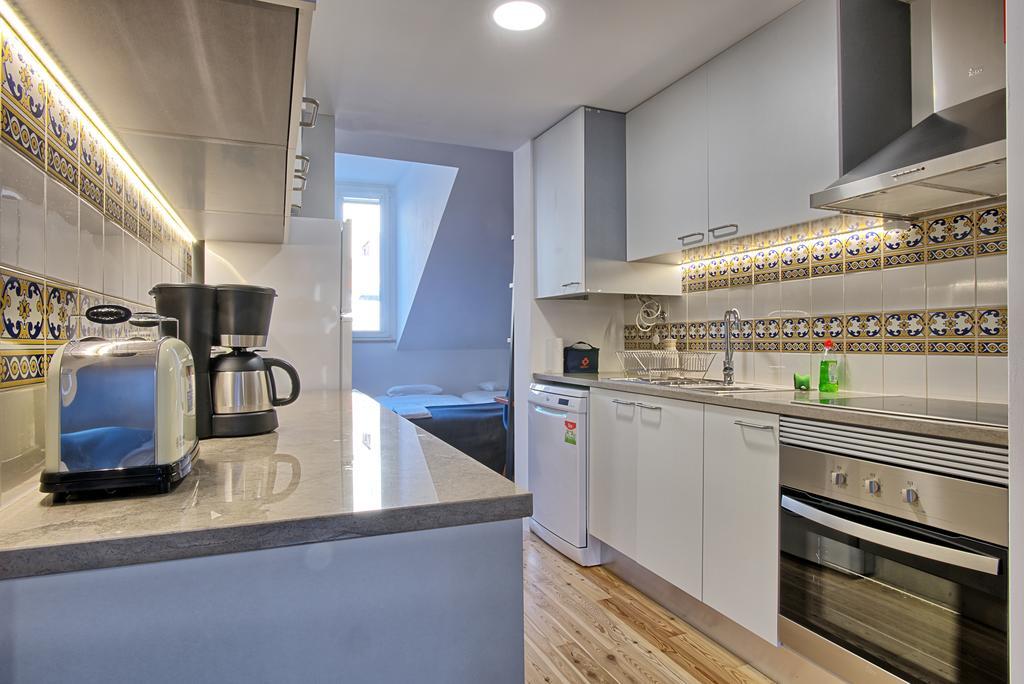 Downtown Boutique Duplex Apartment Lisbon Bagian luar foto